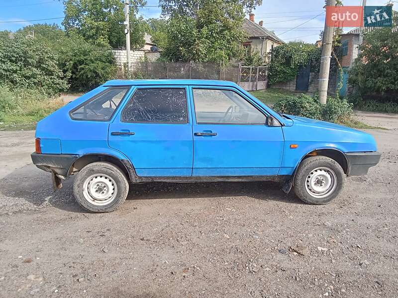 Хэтчбек ВАЗ / Lada 2109 1990 в Первомайске