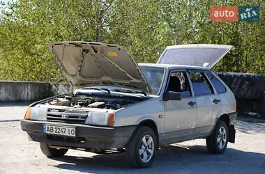 Хэтчбек ВАЗ / Lada 2109 2007 в Калиновке