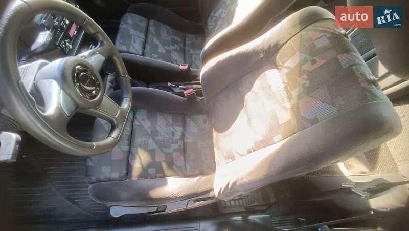 Хэтчбек ВАЗ / Lada 2109 2004 в Кременчуге