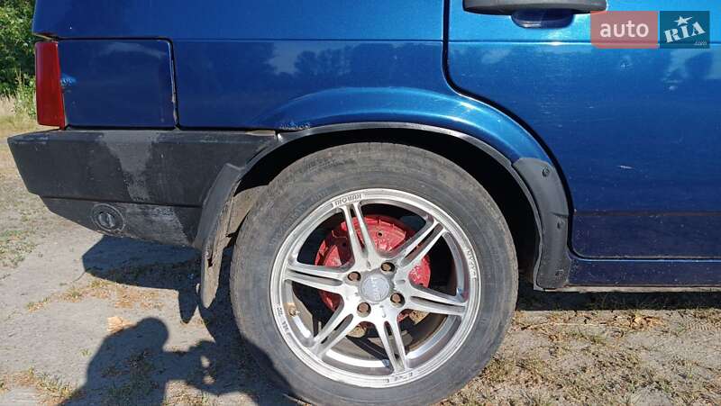 Хэтчбек ВАЗ / Lada 2109 2004 в Кременчуге