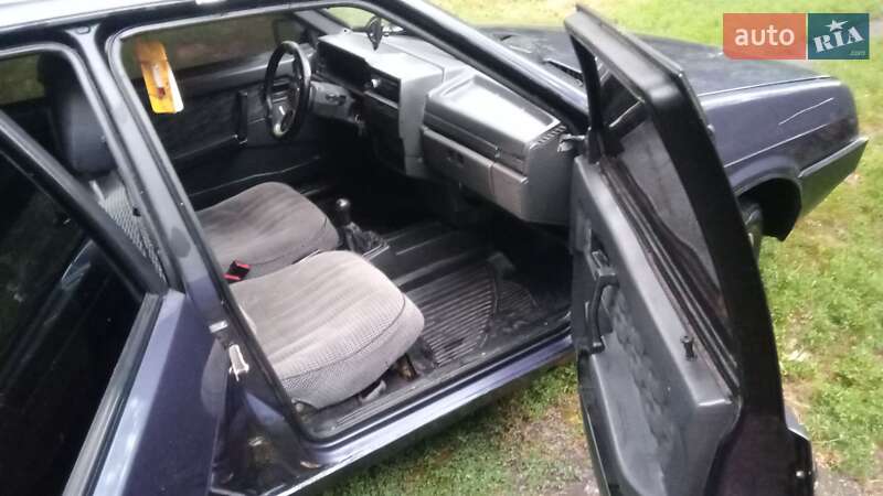 Хэтчбек ВАЗ / Lada 2109 2000 в Новой Басане