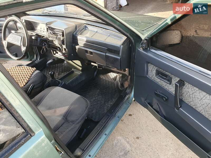 Хэтчбек ВАЗ / Lada 2109 2006 в Львове фото 10 Хэтчбек ВАЗ / Lada 2109 2006 в Львове