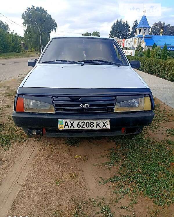 Хетчбек ВАЗ / Lada 2109 1991 в Краснограді