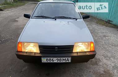 Хэтчбек ВАЗ / Lada 2109 2002 в Черкассах