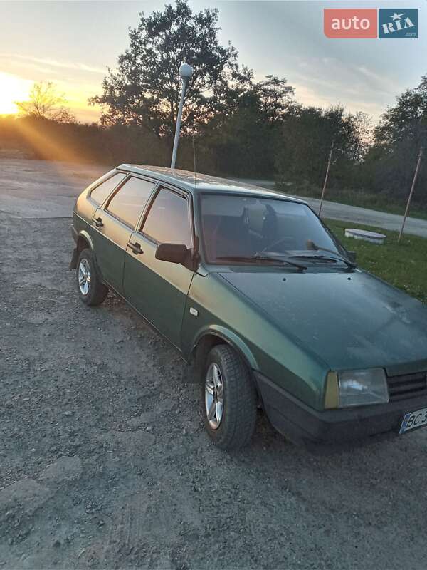 Хэтчбек ВАЗ / Lada 2109 2006 в Николаеве