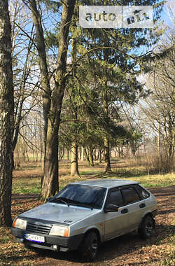 Хетчбек ВАЗ / Lada 2109 2002 в Рогатині