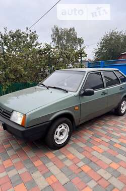 Хэтчбек ВАЗ / Lada 2109 2008 в Черкассах