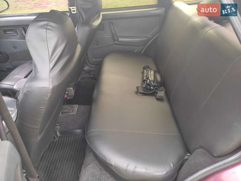 Хэтчбек ВАЗ / Lada 2109 1995 в Изяславе