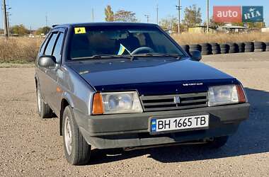 Хэтчбек ВАЗ / Lada 2109 2007 в 