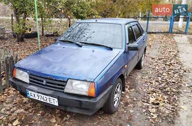 Хетчбек ВАЗ / Lada 2109 2004 в Дніпрі