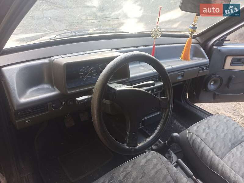 Хэтчбек ВАЗ / Lada 2109 1990 в Харькове