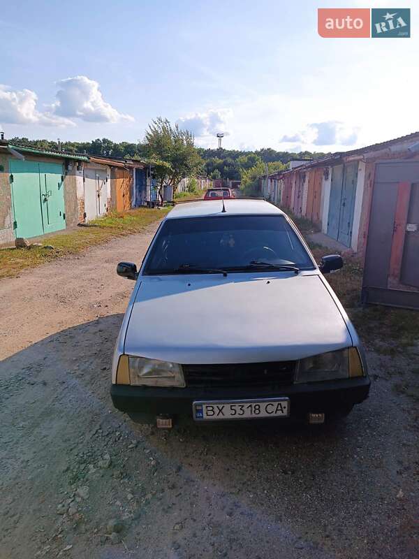 Хэтчбек ВАЗ / Lada 2109 1995 в Староконстантинове