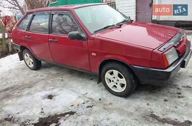 Хэтчбек ВАЗ 2109 1994 в 