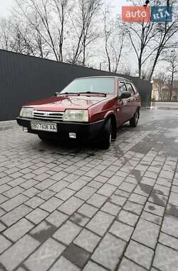 Хэтчбек ВАЗ 2109 1997 в 