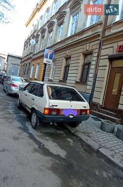 Хэтчбек ВАЗ / Lada 2109 1997 в Шоломине