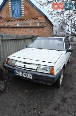 Хетчбек ВАЗ / Lada 2109 1988 в Ромнах