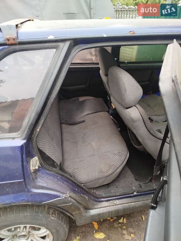 Хэтчбек ВАЗ / Lada 2109 2003 в Ракитном