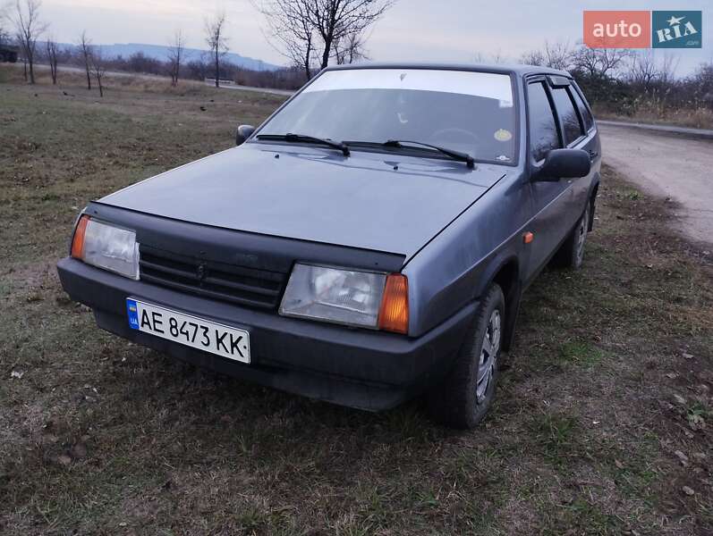 Хетчбек ВАЗ / Lada 2109 2006 в Кривому Розі фото 6 Хетчбек ВАЗ / Lada 2109 2006 в Кривому Розі