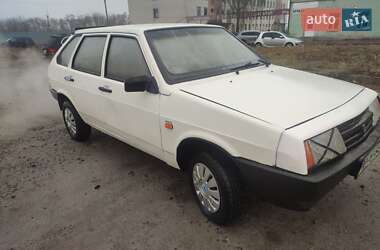 Хэтчбек ВАЗ / Lada 2109 1990 в Бердичеве