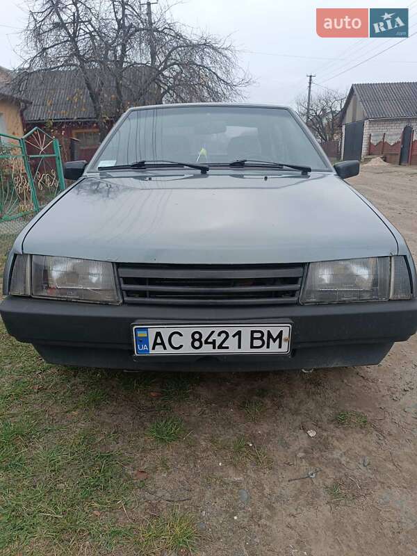Хэтчбек ВАЗ 2109 1998 в 