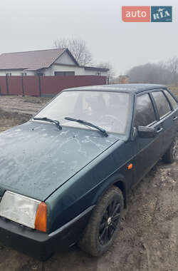 Хетчбек ВАЗ / Lada 2109 2001 в Лубнах