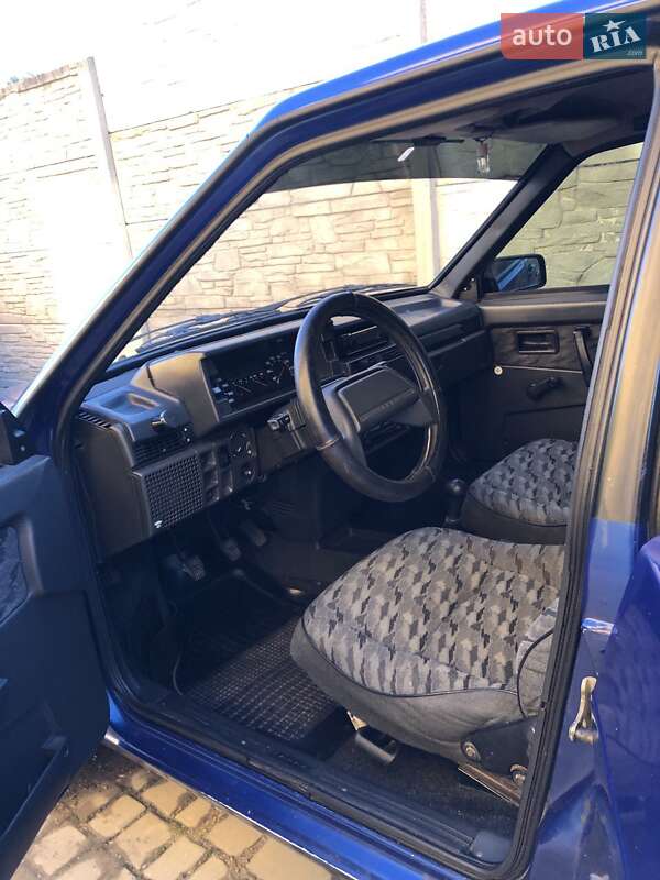 Хэтчбек ВАЗ / Lada 2109 2001 в Днепре