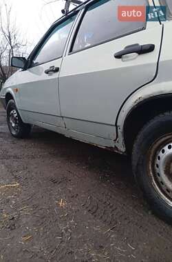 Хэтчбек ВАЗ 2109 1999 в 