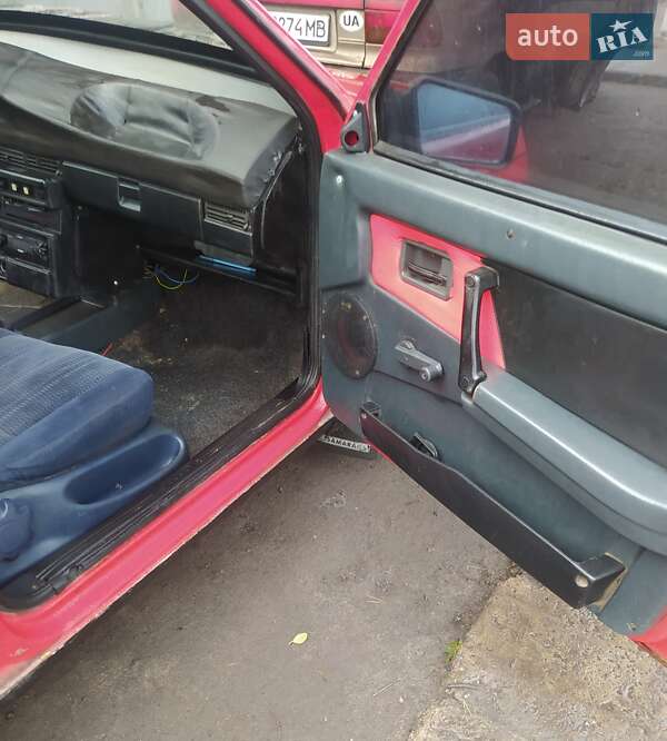 Хэтчбек ВАЗ / Lada 2109 1990 в Царичанке