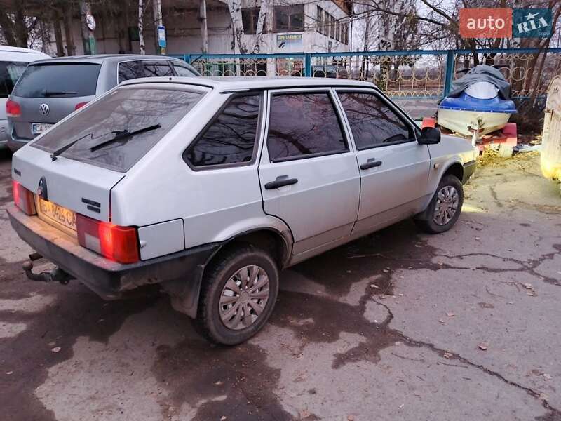 Хетчбек ВАЗ / Lada 2109 2005 в Черкасах