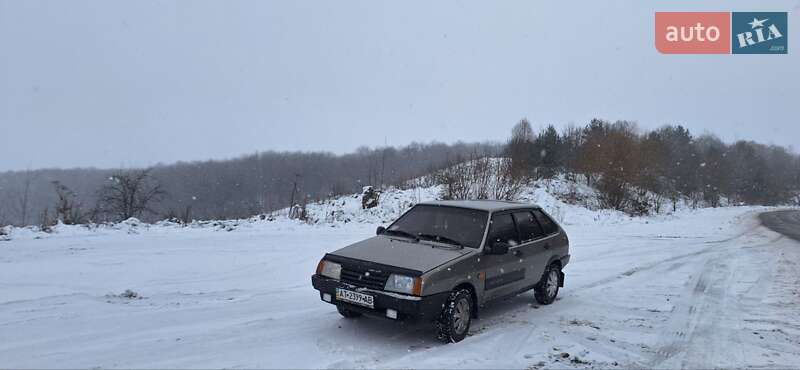 Хетчбек ВАЗ / Lada 2109 2002 в Теребовлі