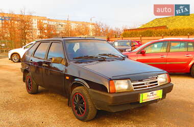 Хэтчбек ВАЗ 2109 1990 в 