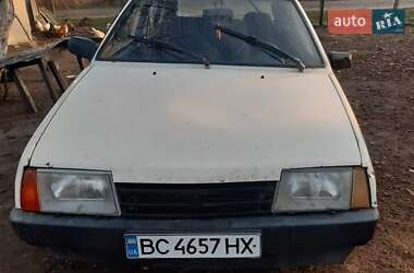 Хэтчбек ВАЗ / Lada 2109 1996 в Золочеве