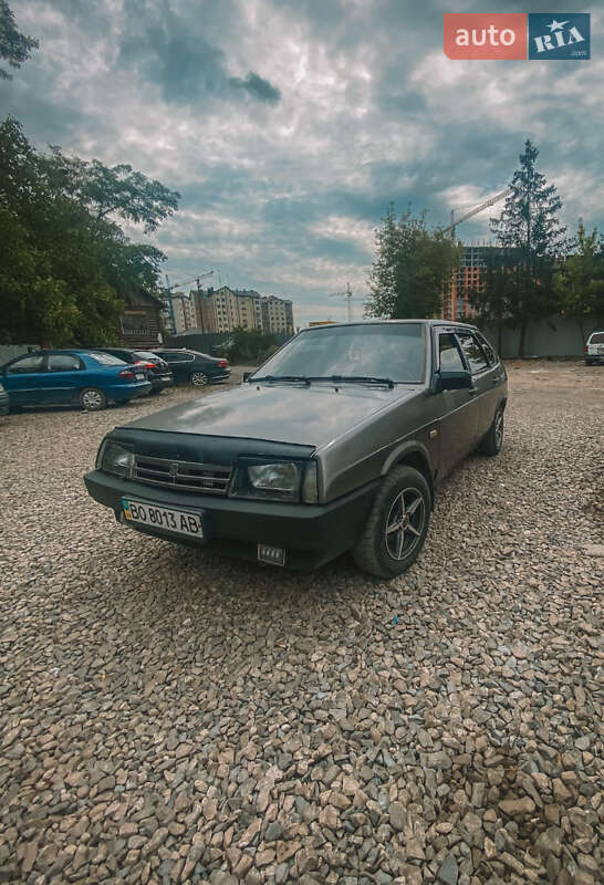 Хэтчбек ВАЗ 2109 1995 в 