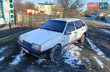 Хэтчбек ВАЗ / Lada 2109 1995 в Криничках