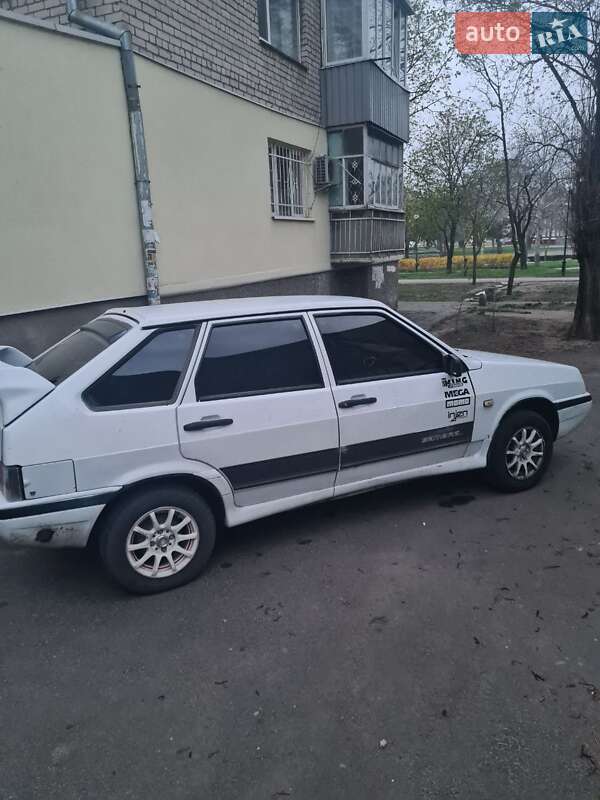 Хэтчбек ВАЗ / Lada 2109 2006 в Николаеве