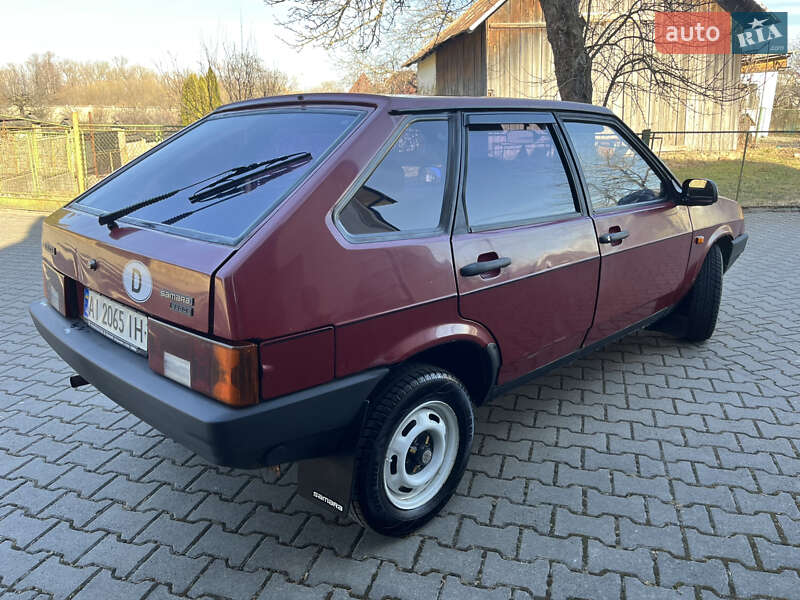 Хетчбек ВАЗ / Lada 2109 1993 в Надвірній