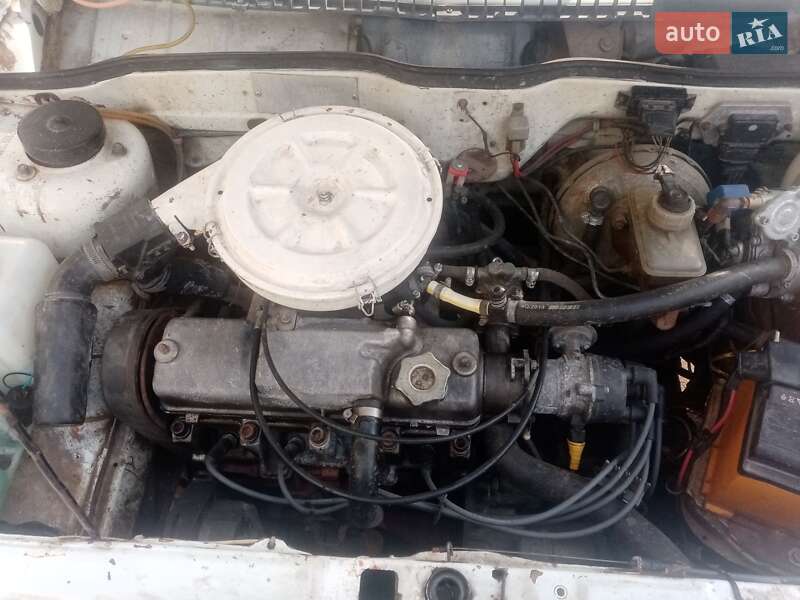 Хэтчбек ВАЗ / Lada 2109 2000 в Ровно