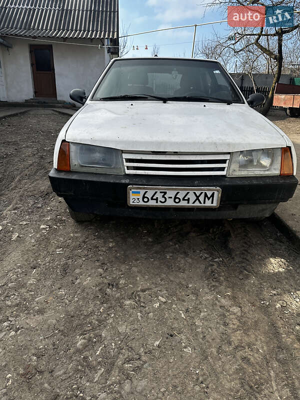 Хэтчбек ВАЗ / Lada 2109 1992 в Ивано-Франковске фото 10 Хэтчбек ВАЗ / Lada 2109 1992 в Ивано-Франковске