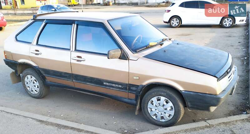 Хетчбек ВАЗ / Lada 2109 1995 в П'ятихатках фото 8 Хетчбек ВАЗ / Lada 2109 1995 в П'ятихатках