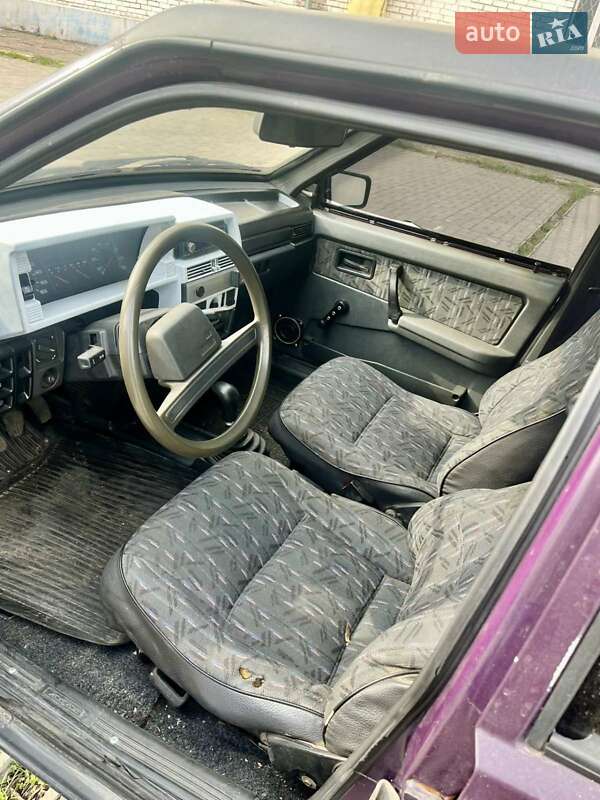 Хэтчбек ВАЗ / Lada 2109 1998 в Запорожье