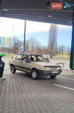 Хэтчбек ВАЗ 2109 1989 в 