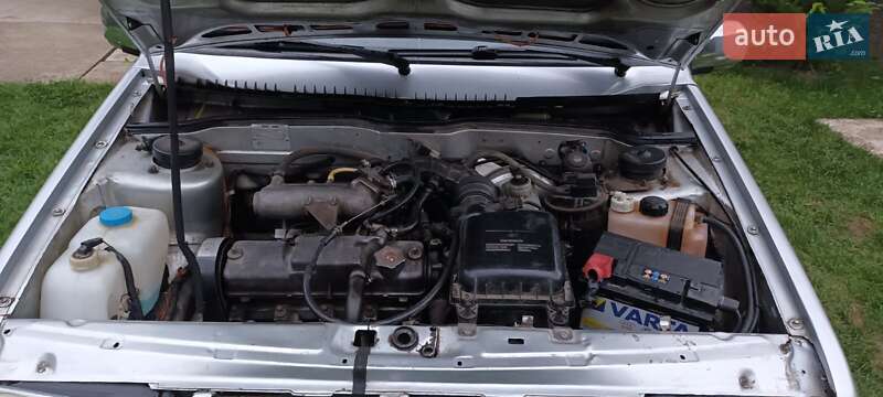 Хэтчбек ВАЗ / Lada 2109 2005 в Мукачево