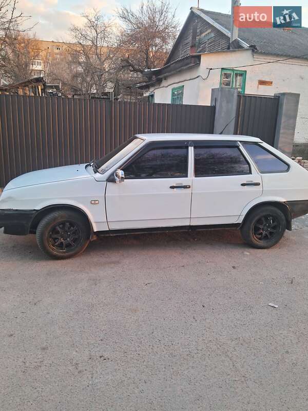 Хетчбек ВАЗ / Lada 2109 1988 в Верхньодніпровську