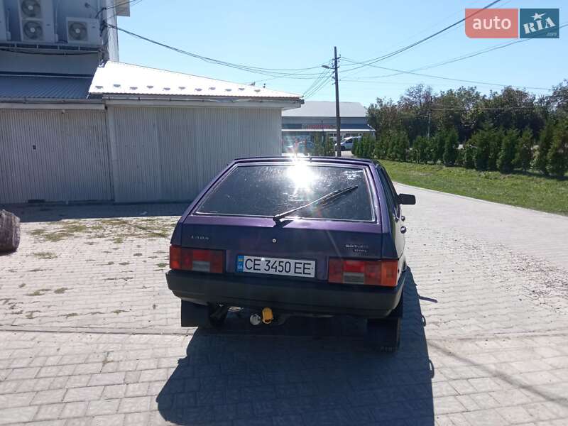 Хэтчбек ВАЗ / Lada 2109 2001 в Черновцах