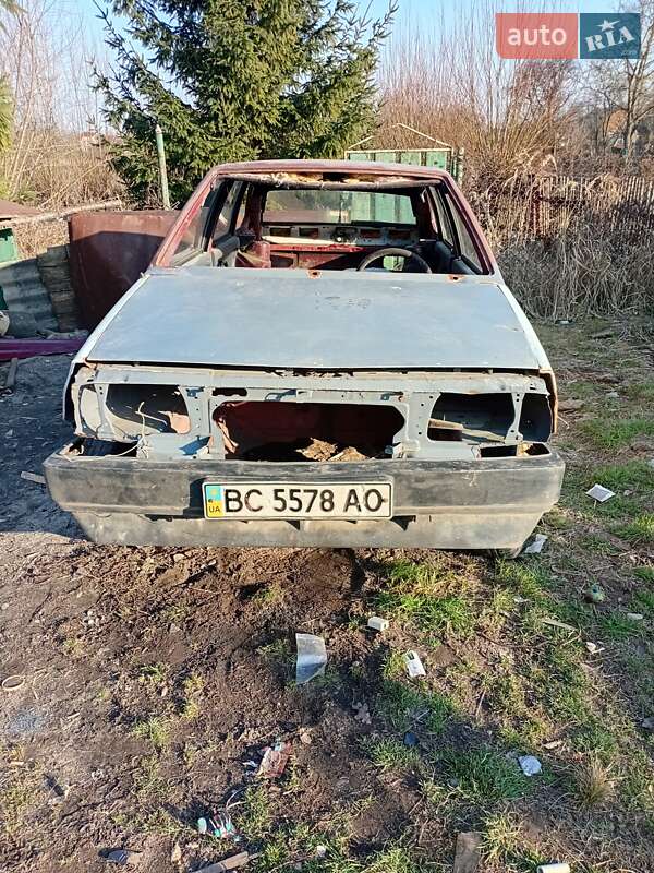 Хэтчбек ВАЗ 2109 1990 в 