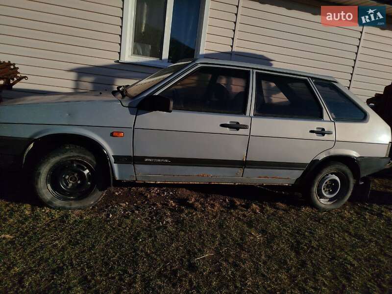 Хэтчбек ВАЗ / Lada 2109 2004 в Марковой