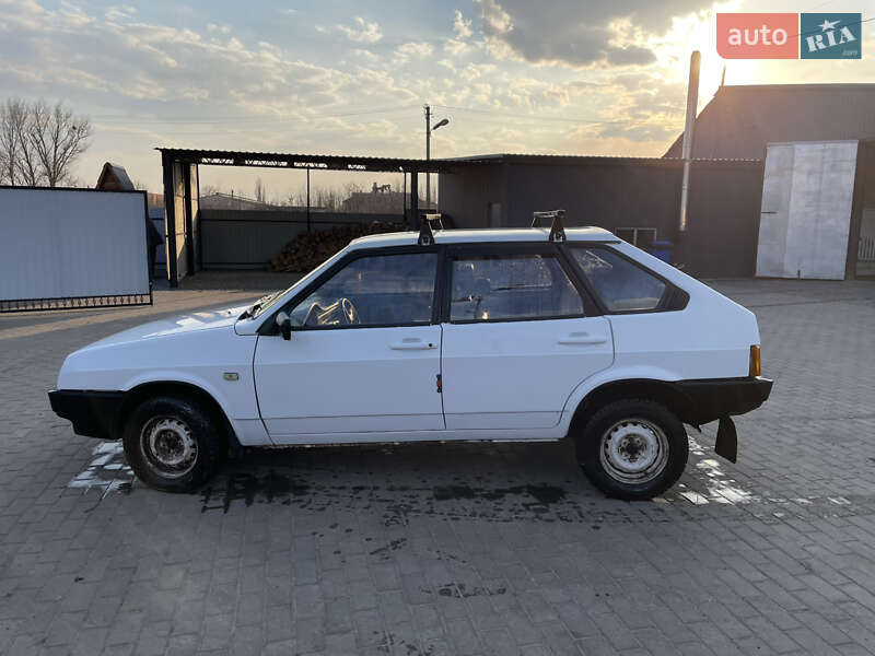 Хэтчбек ВАЗ / Lada 2109 1987 в Шишаки