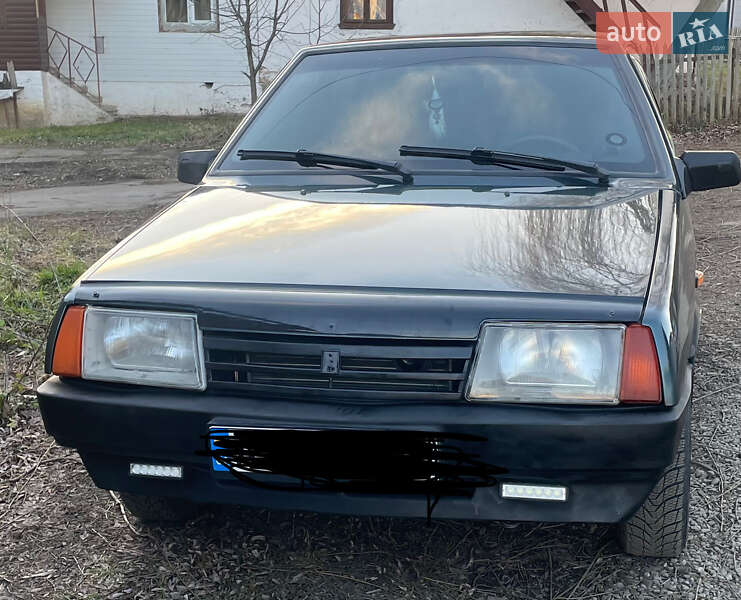 Хетчбек ВАЗ / Lada 2109 2004 в Коломиї