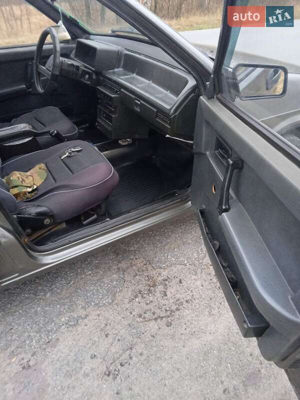Хэтчбек ВАЗ / Lada 2109 1995 в Довбыше