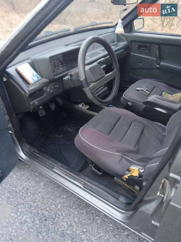 Хэтчбек ВАЗ / Lada 2109 1995 в Довбыше